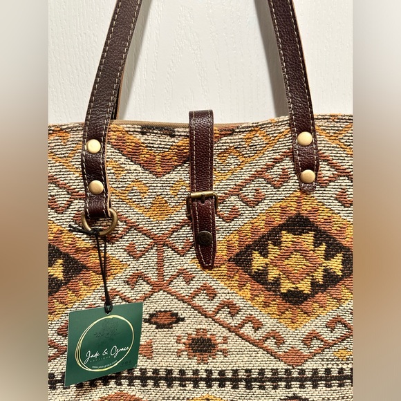 Myra Bag Tote Canvas and Leather Shoulder Strap Zipped Bag - NWT - Picture 3 of 16